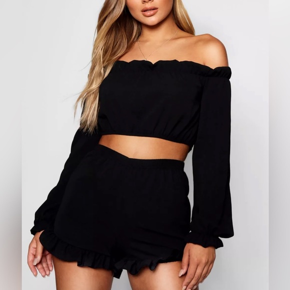 Boohoo Pants - BOOHOO Off the shoulder ruffle detail short two piece set